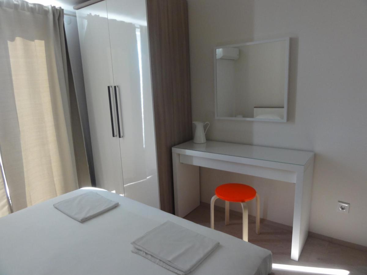 Apartmani Lara グラダツ エクステリア 写真